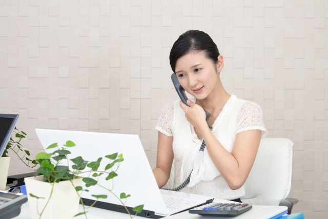 未経験からのコールセンター業務／役に立つ仕事がしたい！／フォロー研修体制充実