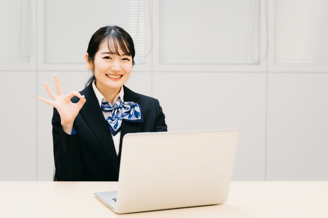 未経験から始められる受付業務／人と接する仕事が好き！／サポート体制充実のお仕事